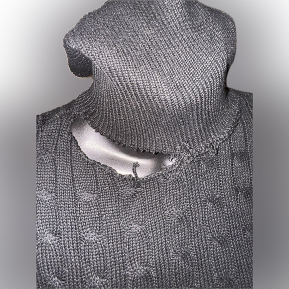 Women’s black polo turtleneck sweater - Picture 4 of 4